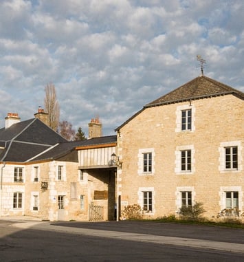 Visite de la muséographie du Relais de Poste de Launois sur Vence