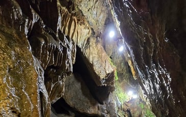 Visite guidée d'une grotte