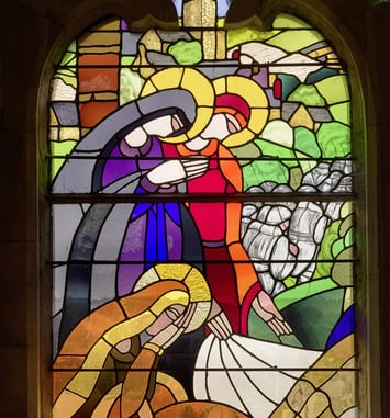 Découvrez librement les beautés art déco d'une église qui fête cette année son centenaire, et son fameux vitrail de René Crevel