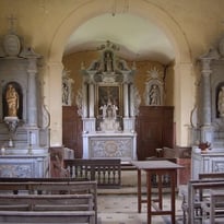 Découverte de la chapelle de Wé