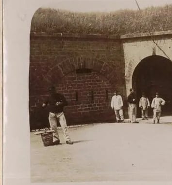Découverte d'un fort typique des débuts de la IIIe République