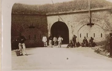 Découverte d'un fort typique des débuts de la IIIe République