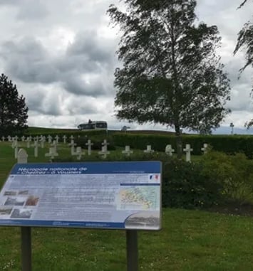 Visite guidée de la nécropole nationale de Vouziers Chestres