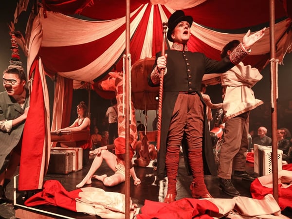 Cirque - Carrousel