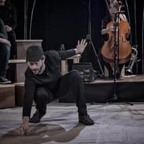 Théâtre - Le sonneur à ventre jaune
