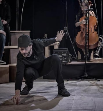 Théâtre - Le sonneur à ventre jaune
